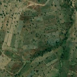 Satellite imagery of Hoséré Bangoura, CM
