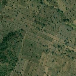 Satellite imagery of Hoséré Bangoura, CM