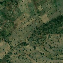 Satellite imagery of Hoséré Bangoura, CM
