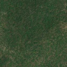 Satellite imagery of Hoséré Yalbo, CM