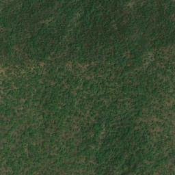 Satellite imagery of Hoséré Yalbo, CM