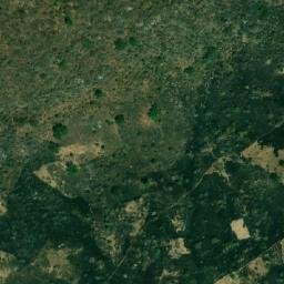 Satellite imagery of Hoséré Poli, CM