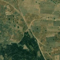 Satellite imagery of Hoséré Boumba, CM