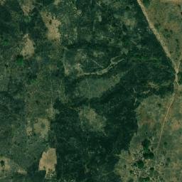 Satellite imagery of Hoséré Boumba, CM