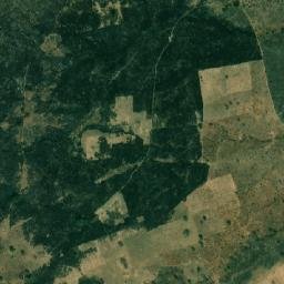 Satellite imagery of Hoséré Boumba, CM