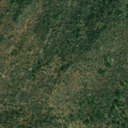 Satellite imagery of Hoséré Toumbé, CM