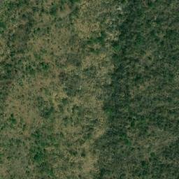 Satellite imagery of Hoséré Toumbé, CM