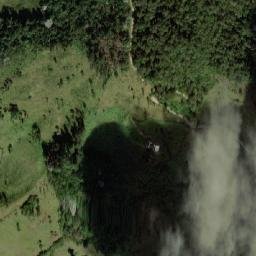 Satellite imagery of Fila La Camacha, VE