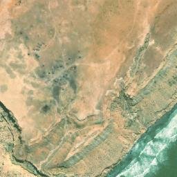 Satellite imagery of Qureexane, SO