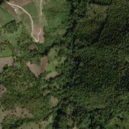 Satellite imagery of Cerro El Duque, VE