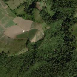 Satellite imagery of Cerro El Duque, VE