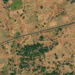 Satellite imagery of Hoséré Pené, CM