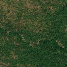 Satellite imagery of Hoséré Ta Ngour, CM