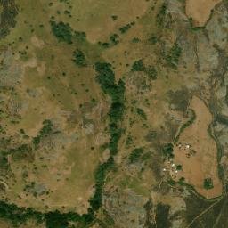Satellite imagery of Hoséré Koumbi, CM