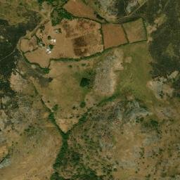 Satellite imagery of Hoséré Koumbi, CM