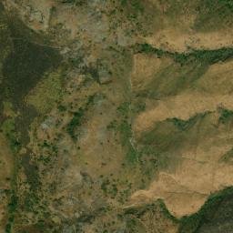 Satellite imagery of Hoséré Koumbi, CM