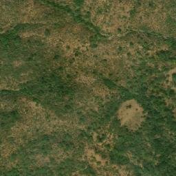 Satellite imagery of Hoséré Kewa, CM
