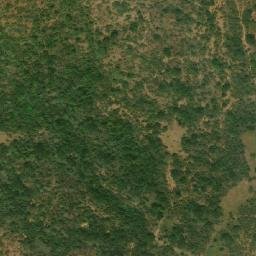 Satellite imagery of Hoséré Kewa, CM