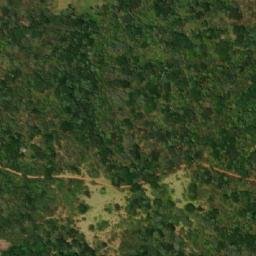 Satellite imagery of Hoséré Niaki, CM