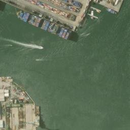 Satellite imagery of Bruce Point, NG