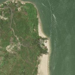 Satellite imagery of Bruce Point, NG