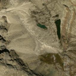 Satellite imagery of cairn, VE