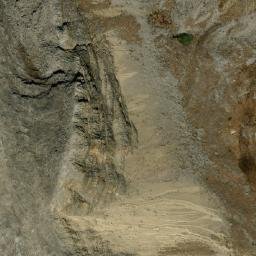 Satellite imagery of cairn, VE
