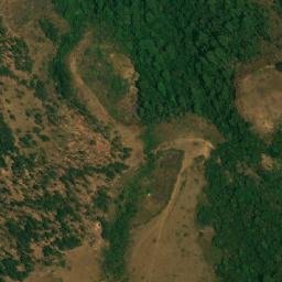 Satellite imagery of Kom Mombi, CM