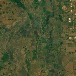 Satellite imagery of Nkoofombouo, CM