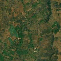 Satellite imagery of Nkoofombouo, CM