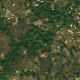 Satellite imagery of Famlou, CM