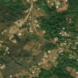 Satellite imagery of Famlou, CM