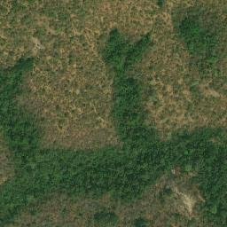 Satellite imagery of Mbatwe, CM