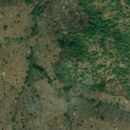 Satellite imagery of Mbarètnyoum, CM