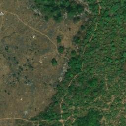 Satellite imagery of Mbarètnyoum, CM