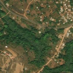 Satellite imagery of La'ngwe, CM
