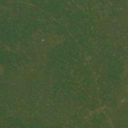 Satellite imagery of Bato Djoumo, CM
