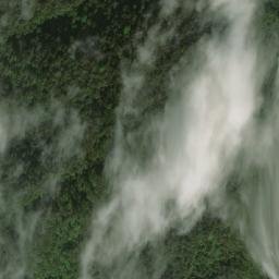 Satellite imagery of Etinde, CM