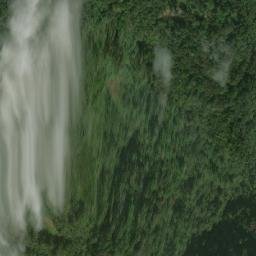 Satellite imagery of Etinde, CM