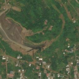 Satellite imagery of Batoki Rock, CM