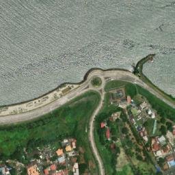 Satellite imagery of Islotes Enríquez, GQ