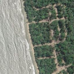 Satellite imagery of Pointe Nanga Bouda, CM