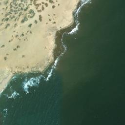 Satellite imagery of Raas Siindhaas, SO