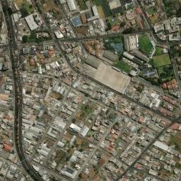 Satellite imagery of Cruzloma, EC