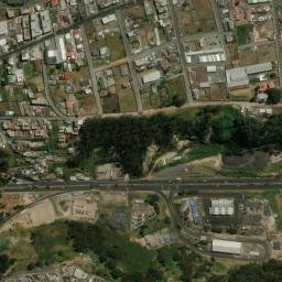 Satellite imagery of Cruzloma, EC