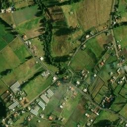Satellite imagery of Ovalo, EC
