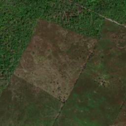 Satellite imagery of Cerro El Cabuyal, EC
