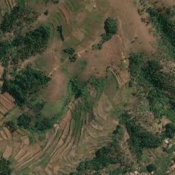Satellite imagery of Iragaza, UG