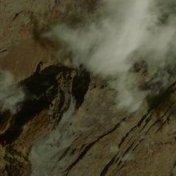Satellite imagery of Cerro Hermoso, EC