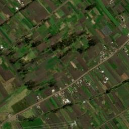 Satellite imagery of Cruzmaqui, EC